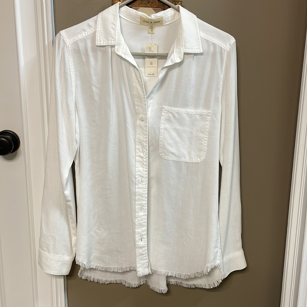 Long sleeve white Anthropologie - cloth and stone - button down shirt
